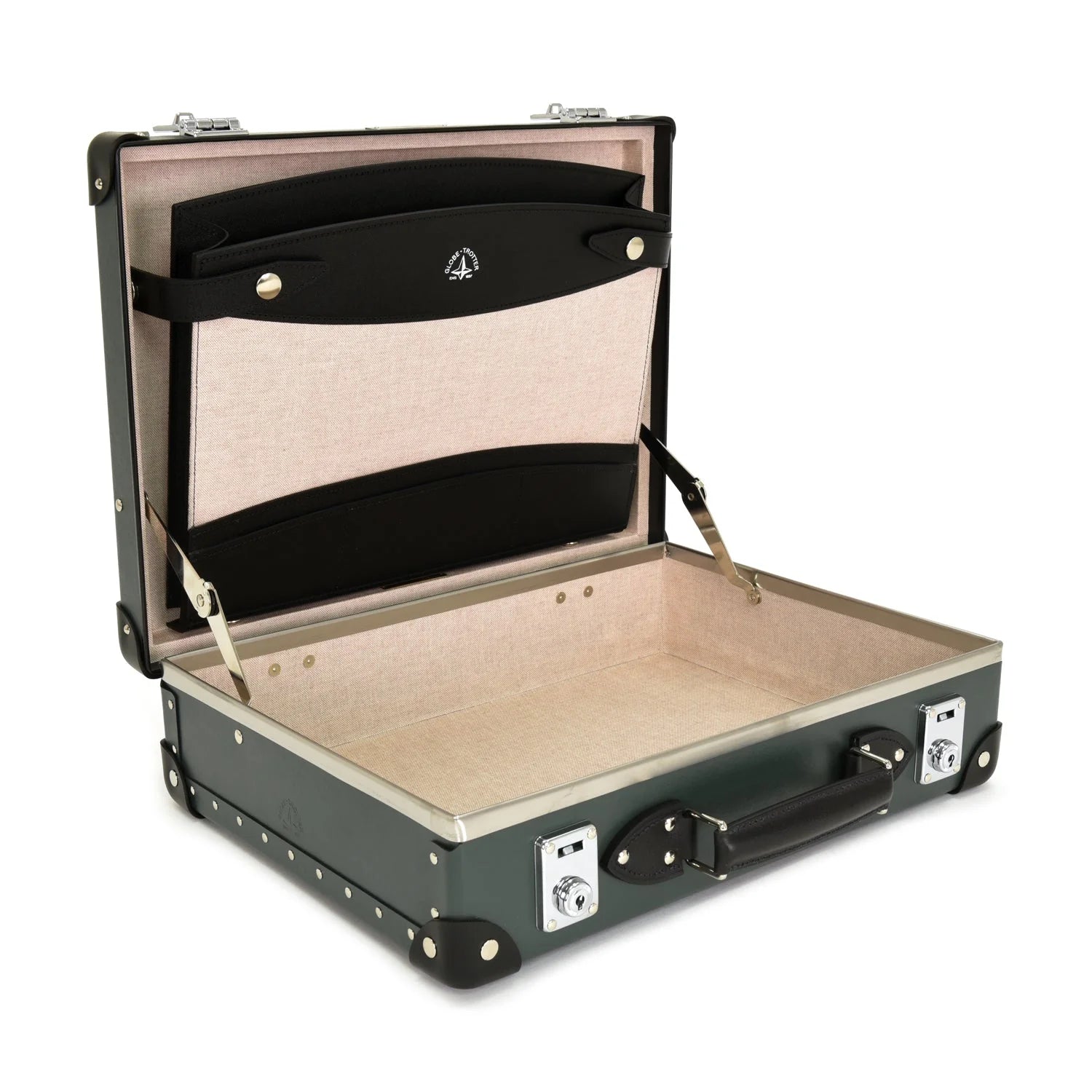 NIE JE ČAS ZOMRIEŤ Od Globe Trotter Ataché