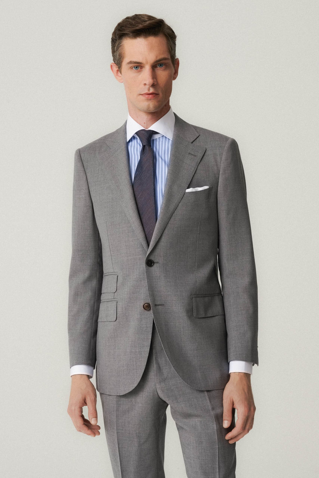 Šedý oblek z vlny Angelico