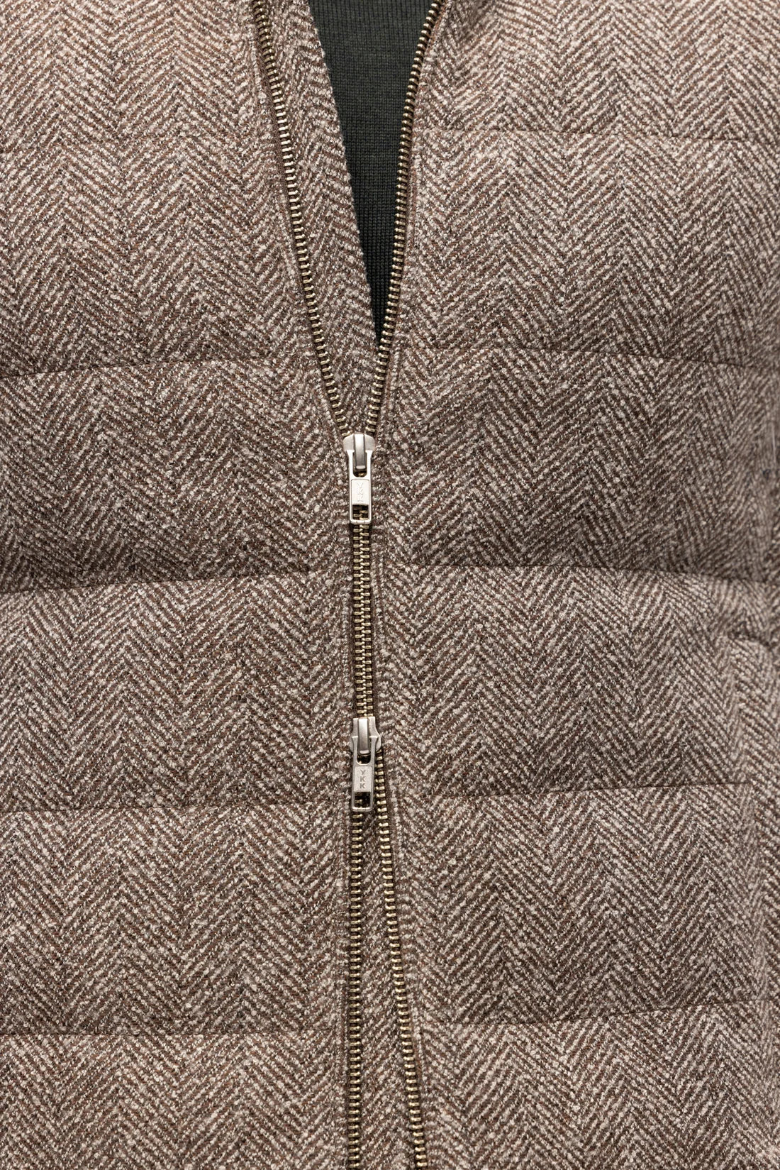 Svetlohnedá prešívaná vesta Vitale